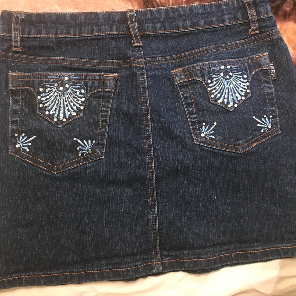 Denim skirt-with sequins
